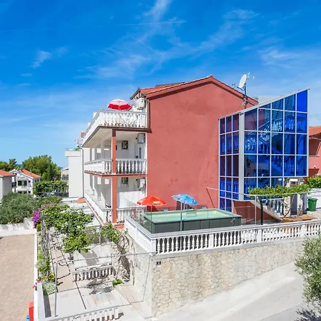 Studio Businci 11232c * Trogir