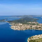 Daire Businci 11232c Trogir