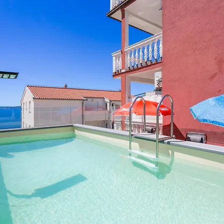 Studio Businci 11232c شقة *